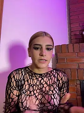 ivy-777 - Ivy-777's free webcam - UK Sex Cams