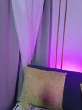 Webcam Model (Kate_Amaretto_)  is live.Free join now!