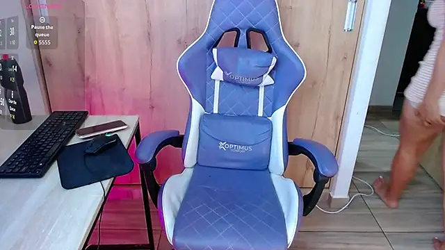sexygoddesskarol webcam