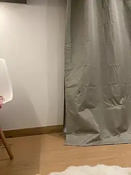 Sarah_cam06