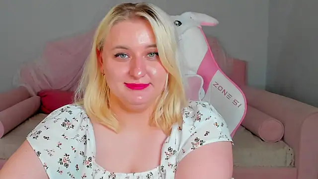LioraArdyn webcam