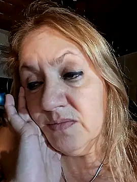 Webcam Model (JennyInVegas)  is live.Free join now!
