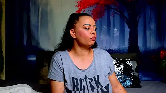 ElizabethEven webcam