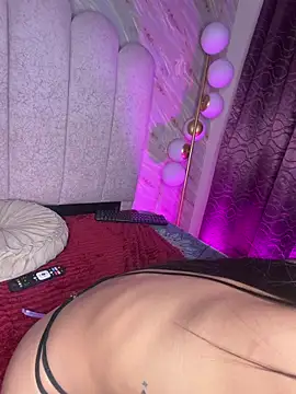 Webcam Model (Angela_Start)  is live.Free join now!