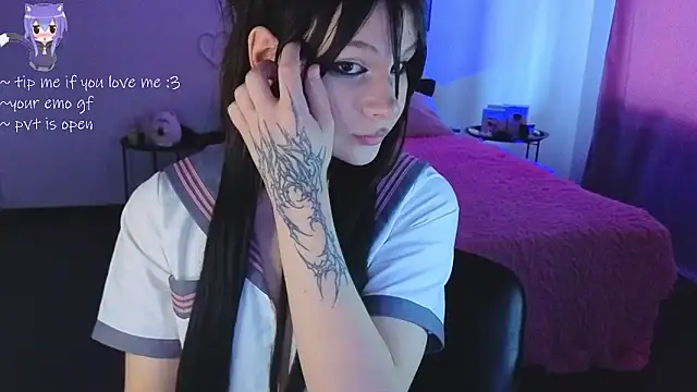 Модель: your_little_eva
