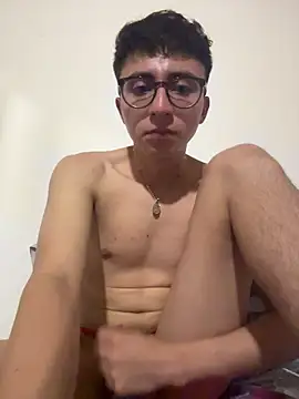 CamiRojas_boy webcam