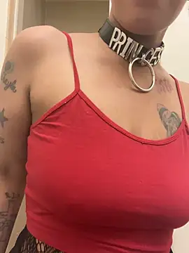 Preview of desirae_luciano