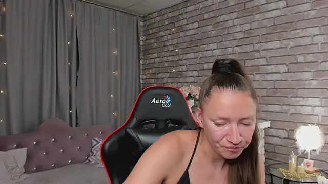 SarahCoksss webcam