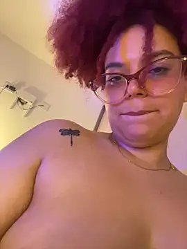 Leyah__