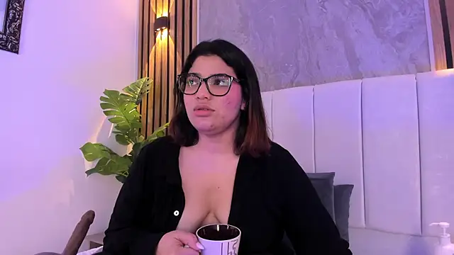 Carlotta_de_velour webcam