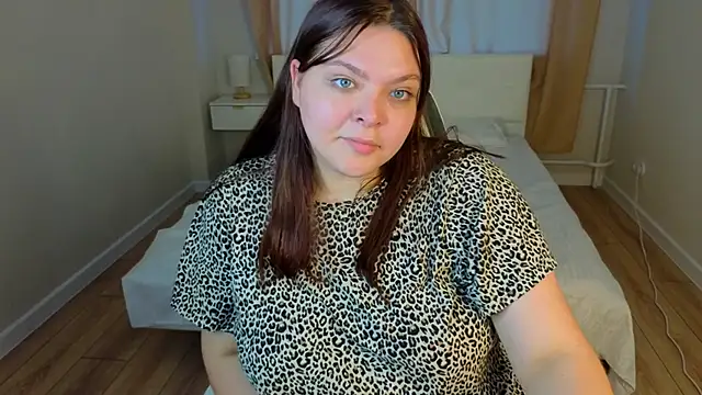 evelyne_loo - Evelyne_Loo's free webcam - UK Sex Cams