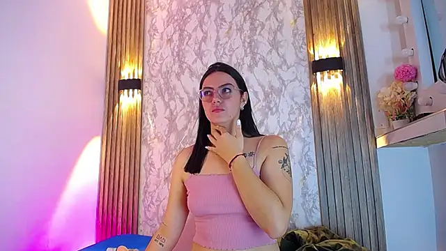 Miss_Merlin_ webcam