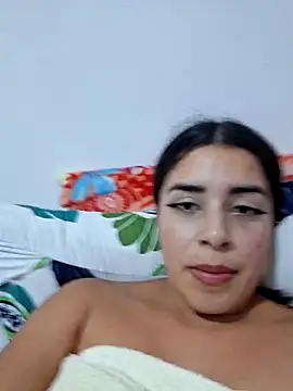 Webcam Model (Maite_4)  is live.Free join now!