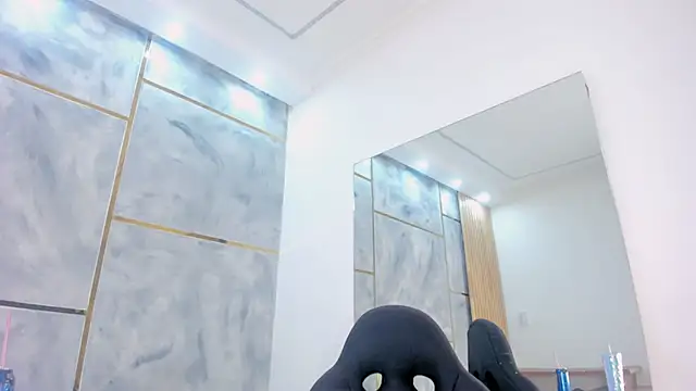 AngelineHeet webcam