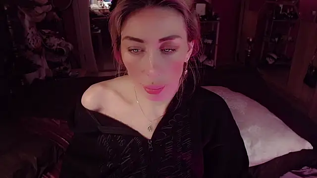 AnnieGOld_ webcam