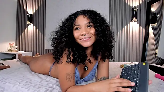 Zafiiraa webcam