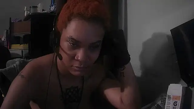 nickytheehawtie