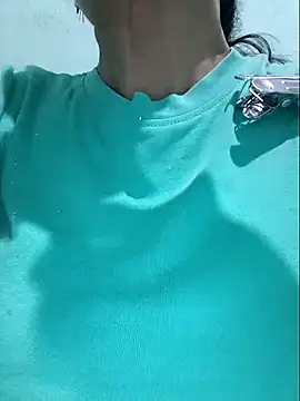 Shine_Mai webcam