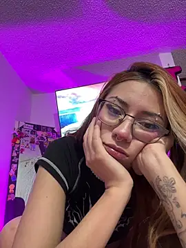 kittymiauu444 webcam