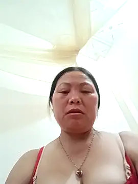 YeuAnhbigcock webcam