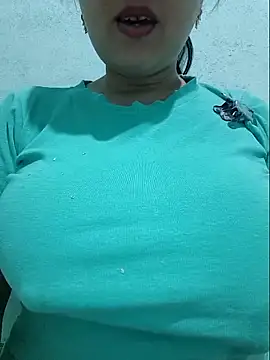 Shine_Mai webcam