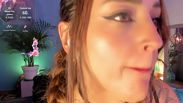 megan_inked - Megan_inked's free webcam - UK Sex Cams