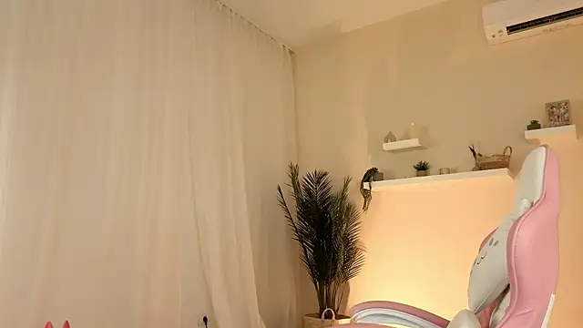BetsyGonzale webcam