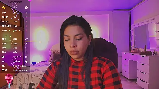 kloe28 live sex cam
