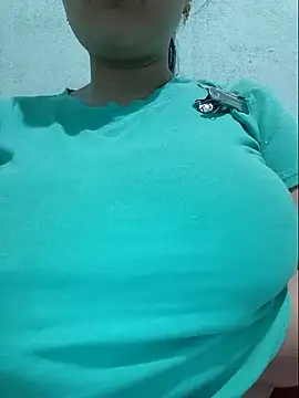 Shine_Mai webcam