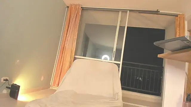 VenusSantana webcam