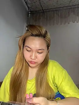 Almira6868 webcam