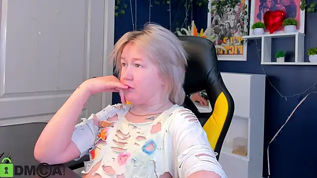 Sara_Robinson webcam