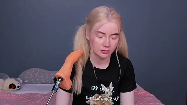 Lillie_Berry webcam