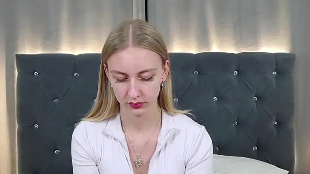 RachaelCute webcam