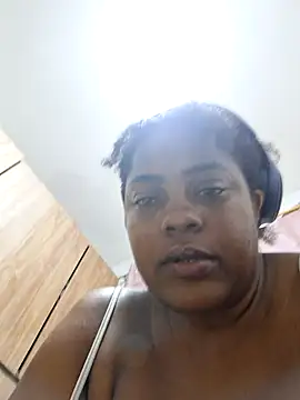Webcam Model (GoddessCarrie)  is live.Free join now!