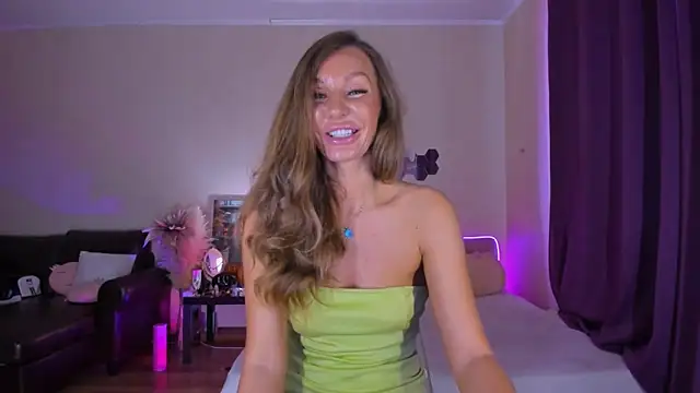 emmaabramson - EmmaAbramson's free webcam - UK Sex Cams
