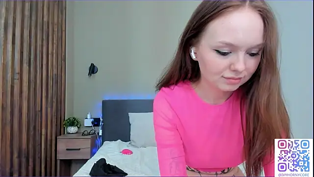 IvyHornyCoree live sex cam