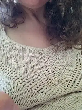 Webcam Model (Isa363636)  is live.Free join now!