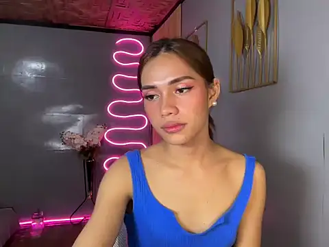 Lovelynikki03 webcam