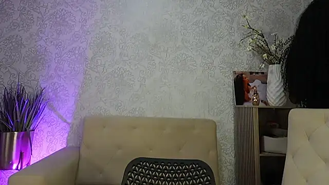 HOTBLACKANDWHITE2 webcam