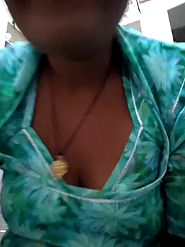 aunty_sumy