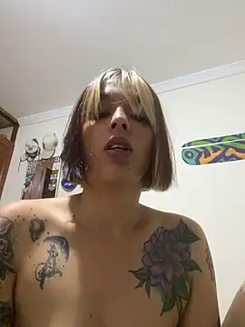 Webcam Model (BlueStoneX)  is live.Free join now!
