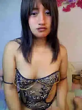 Webcam Model (LunaaMarshmallow)  is live.Free join now!