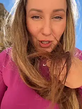 Mona_Plus