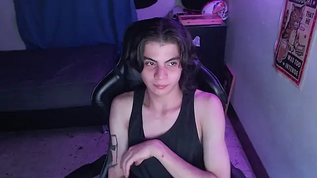 Elastic_Fantasy webcam