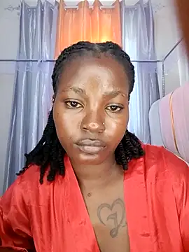 TrishaKalid webcam