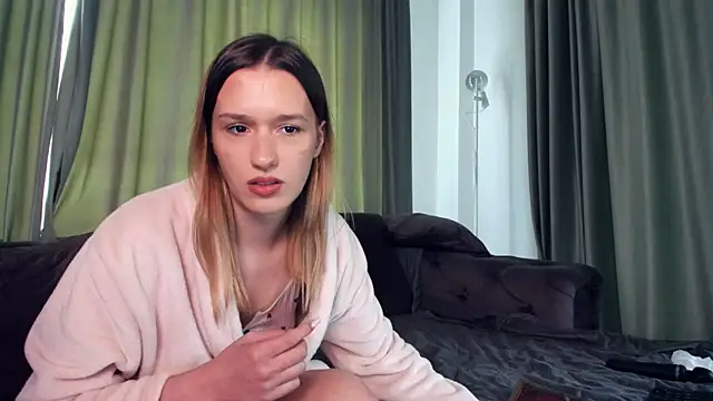 LaraStone69 webcam