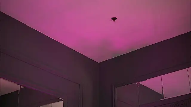 BrattyScarlet webcam