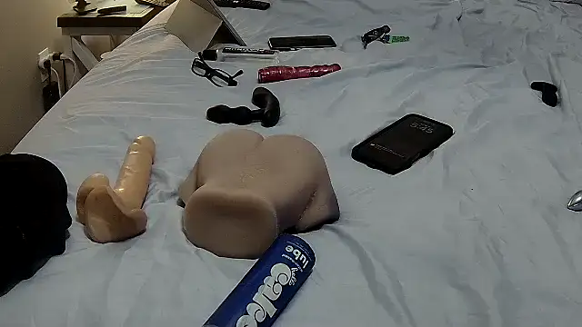 tattoofly563 - Tattoofly563's free webcam - UK Sex Cams