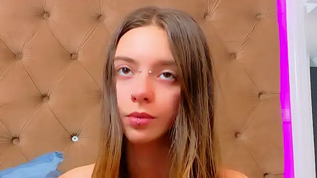 coravex - CoraVex's free webcam - UK Sex Cams